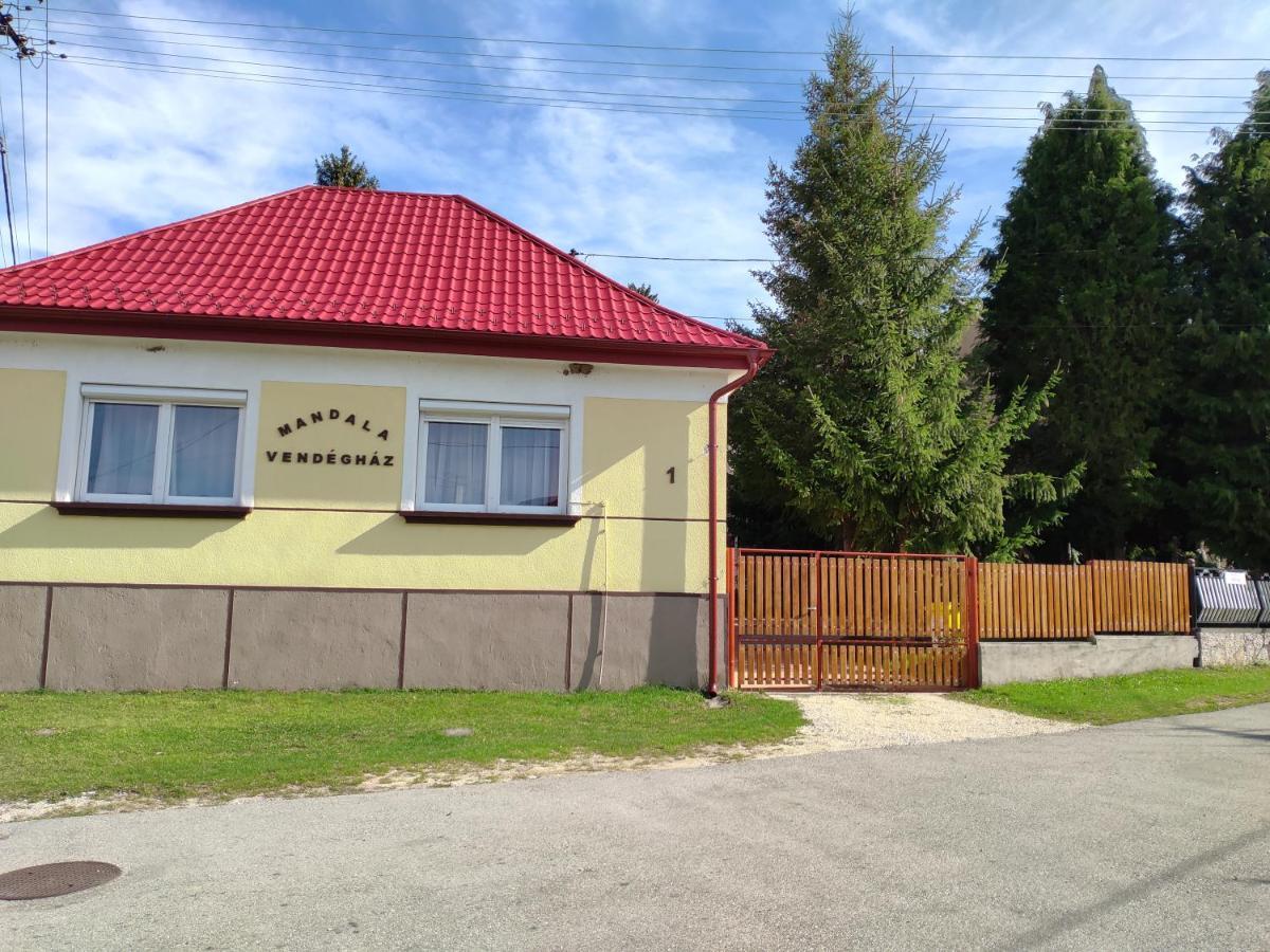 Ferienwohnung Bakonyi Mandala Haz Bakonybél Exterior foto